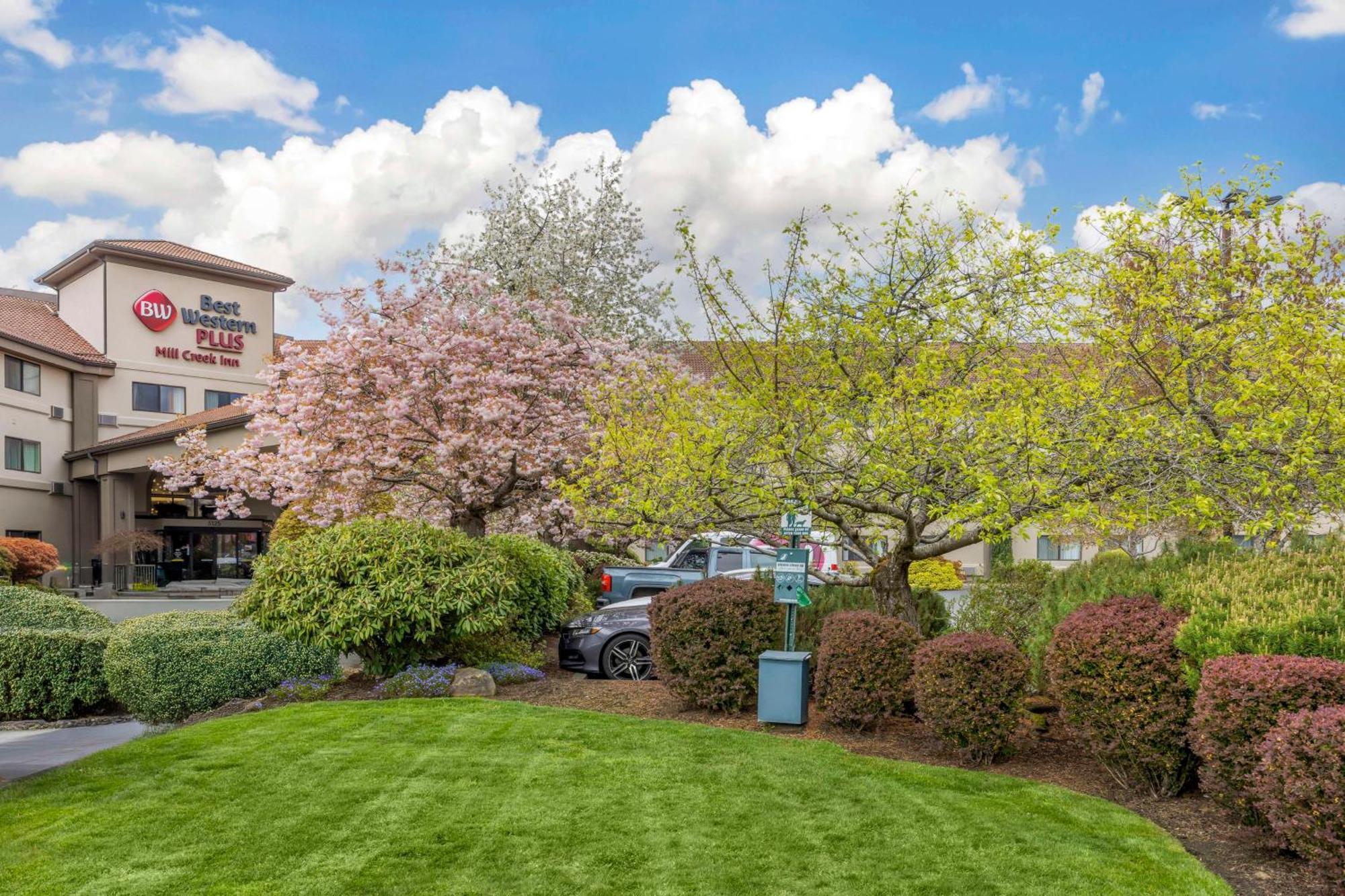 Best Western Plus Mill Creek Inn Salem Exterior foto